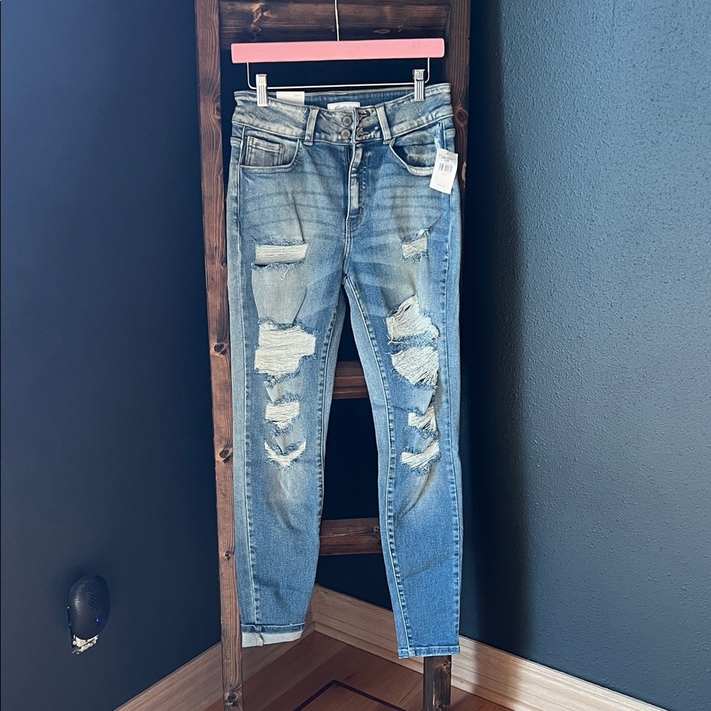 KanCan Light Blue Distressed Skinny Jeans